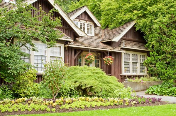 Log Home Landscaping in Naples