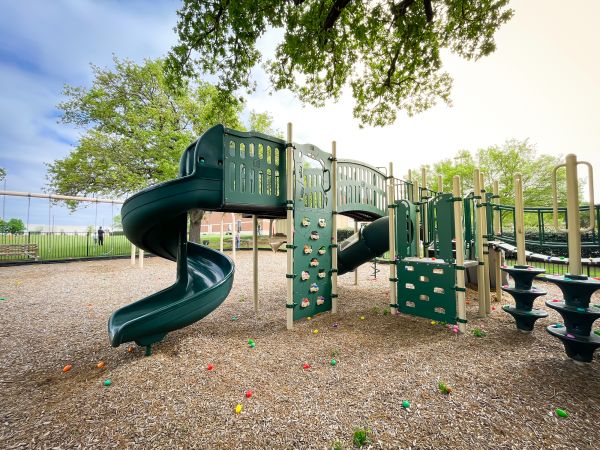 Playground Mulch Service in Naples